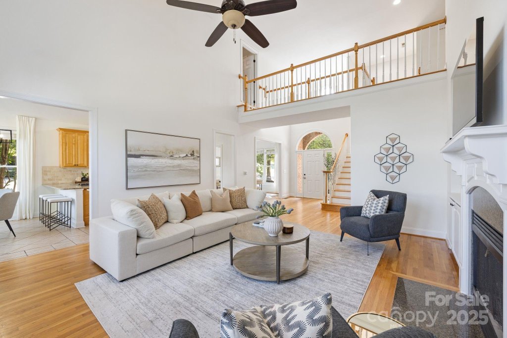 108 W Maranta Road