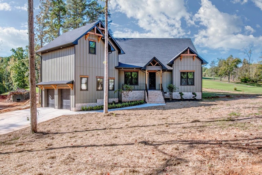 268 Broken Arrow Drive