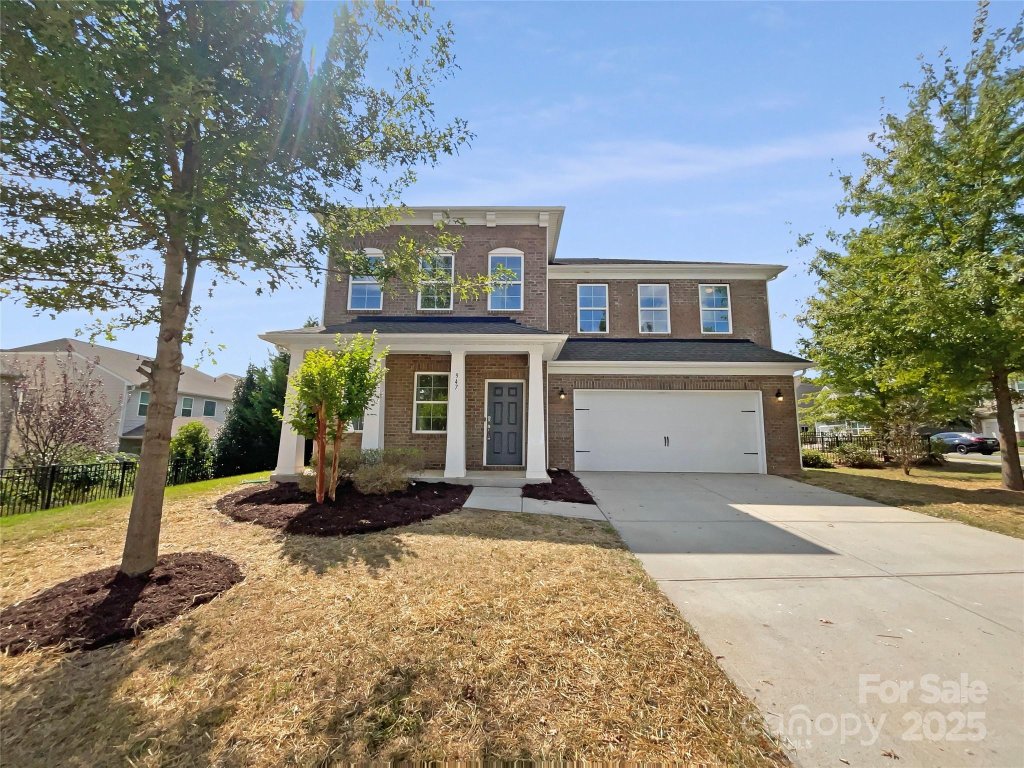 947 Pecan Tree Lane