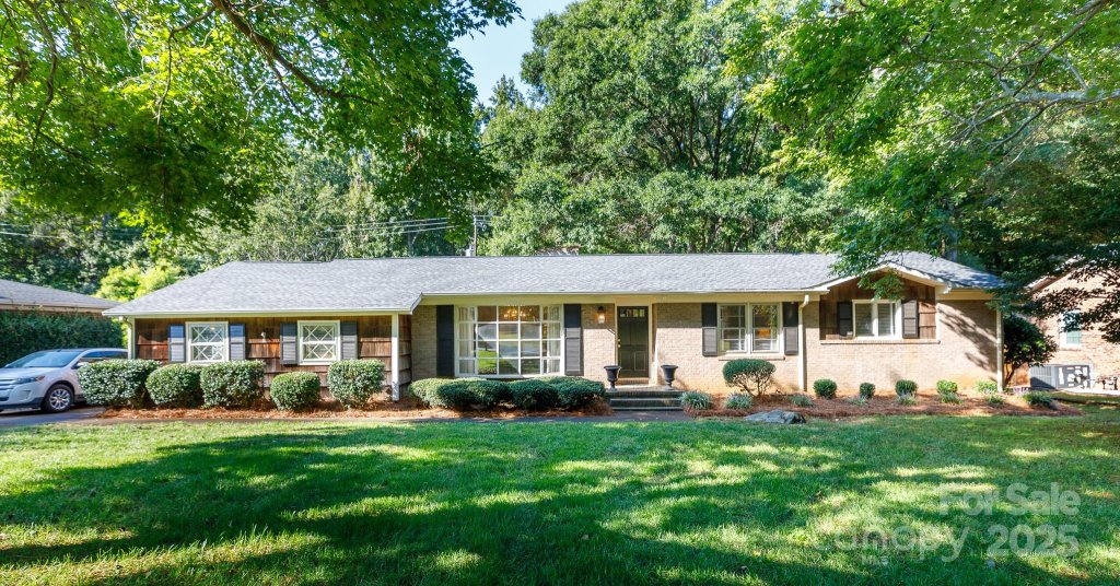 637 University Drive