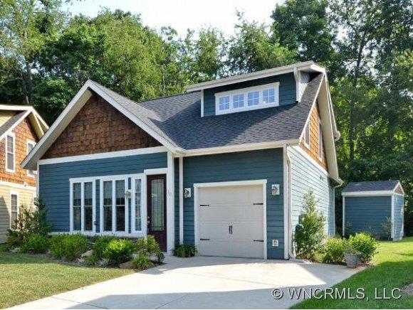 113 Fairview Oaks Lane