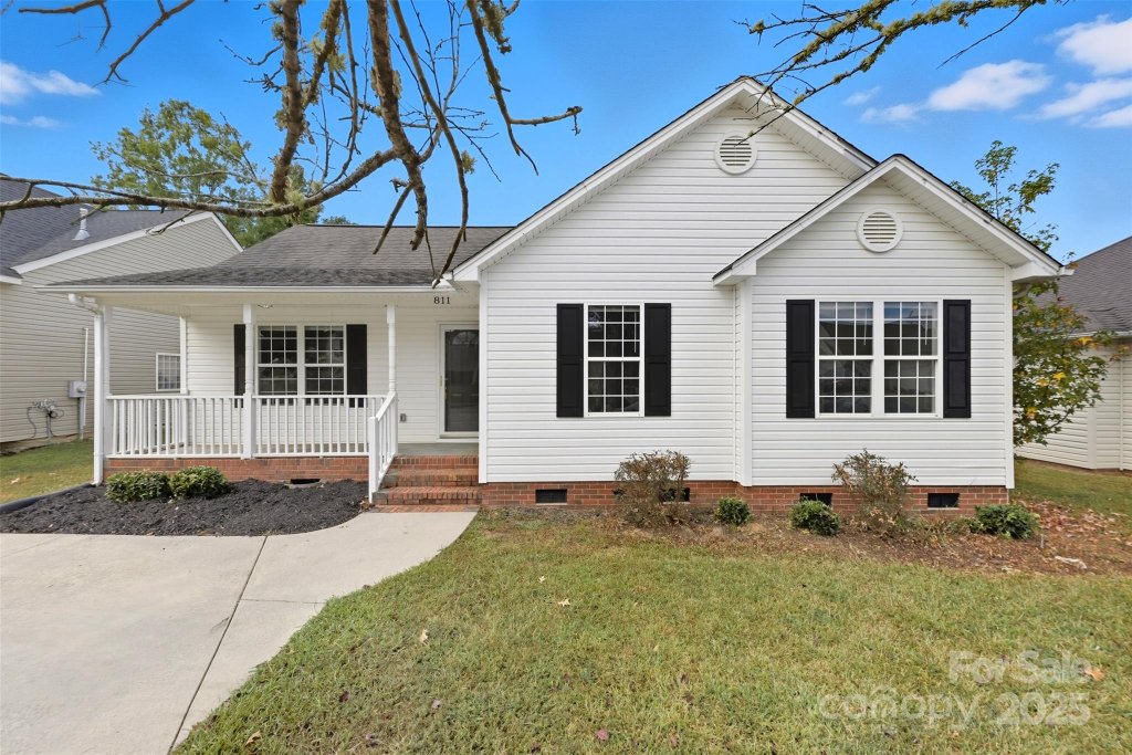 811 Eagle Bluff Court