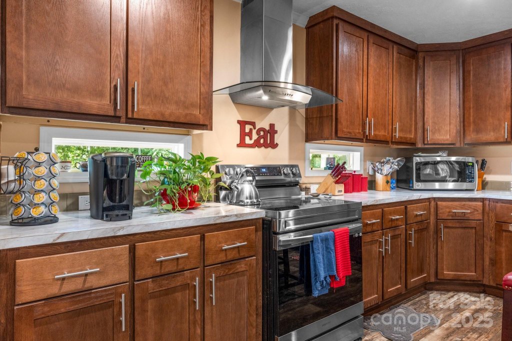 200 Vista Pointe Drive