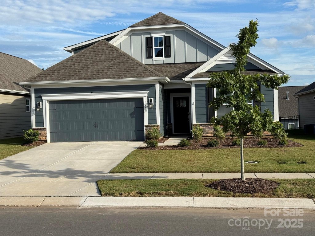124 Ari Avenue
