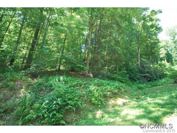 8 Poplar Crest Drive