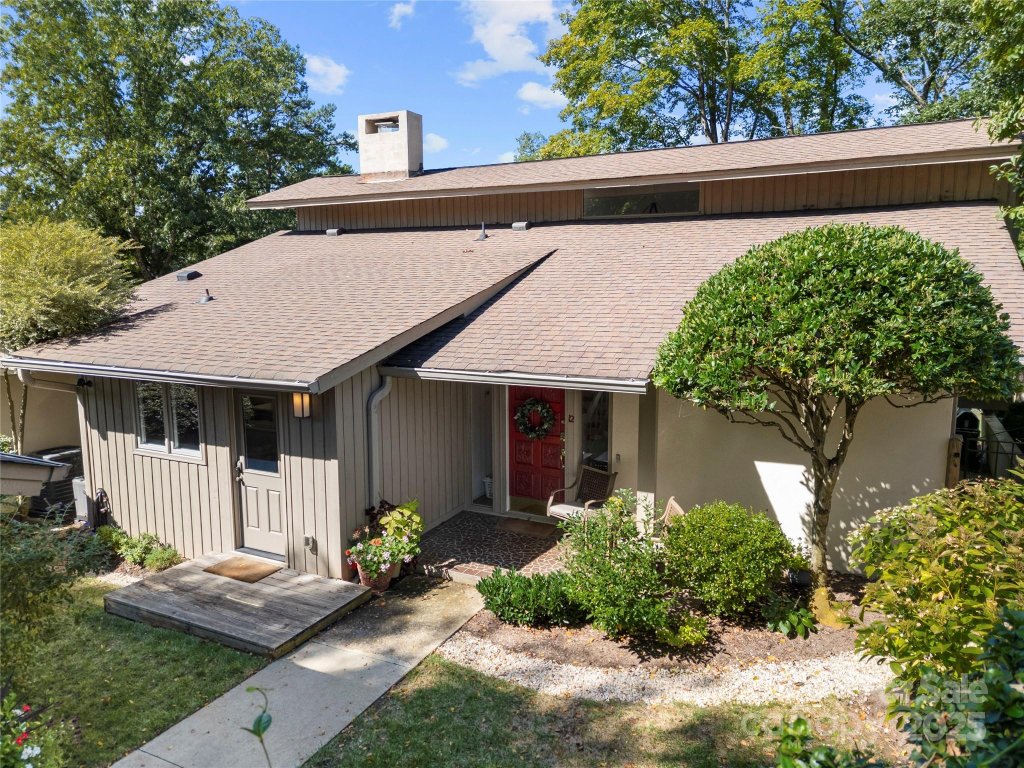 12 Cove Road