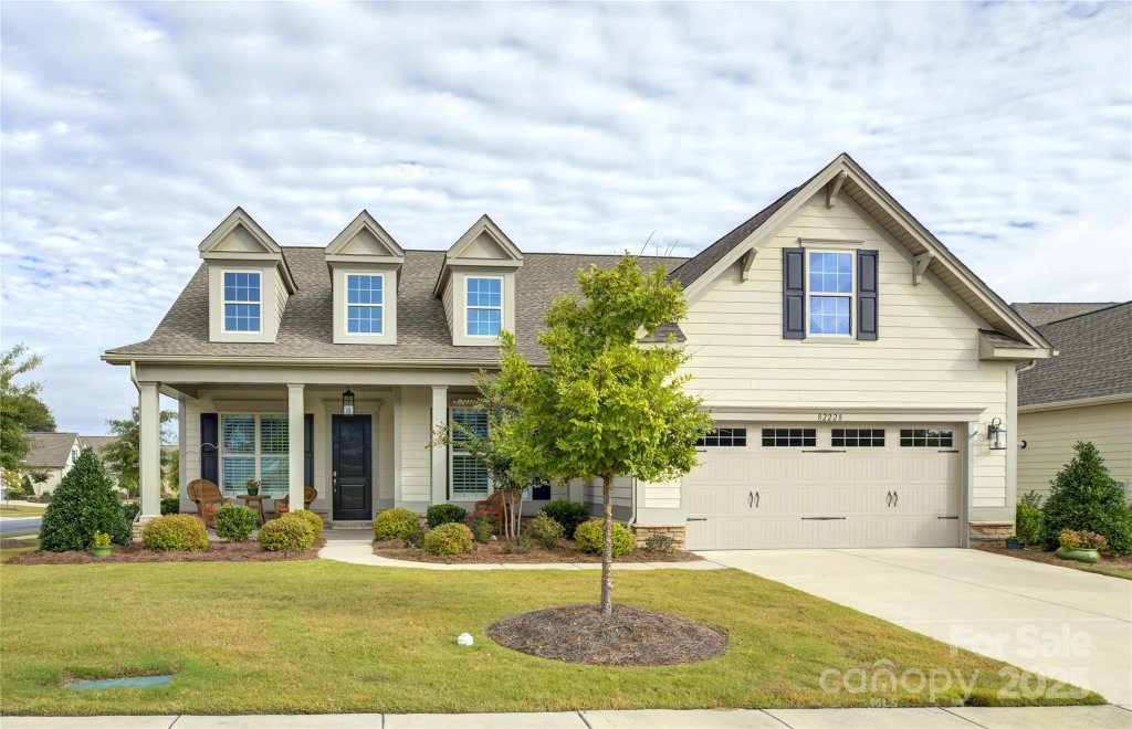 82228 Standing Oak Drive