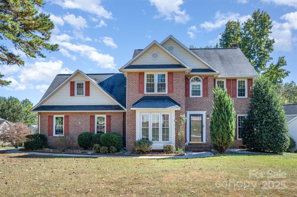 417 Vincent Court
