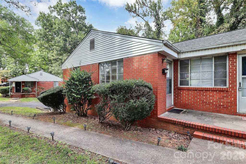 3226 Marlborough Road