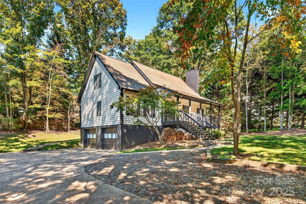 820 Lakey Gap Road