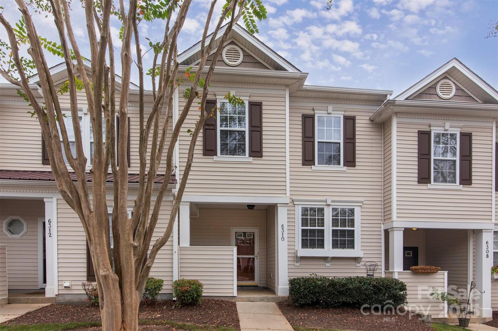 6310 Rhodins Lane