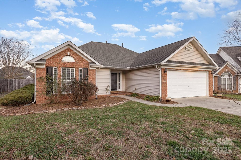 1514 Williamsburg Lane