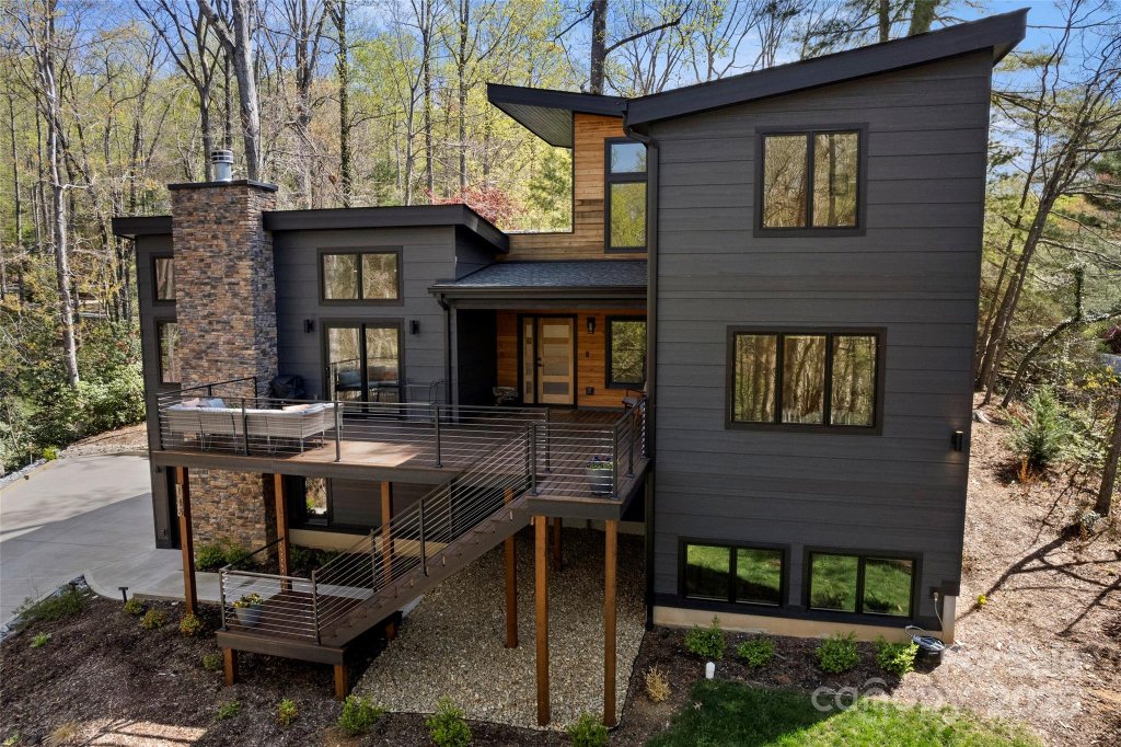 146 Timber Creek Road