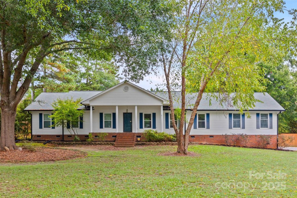 2966 Hilton Road