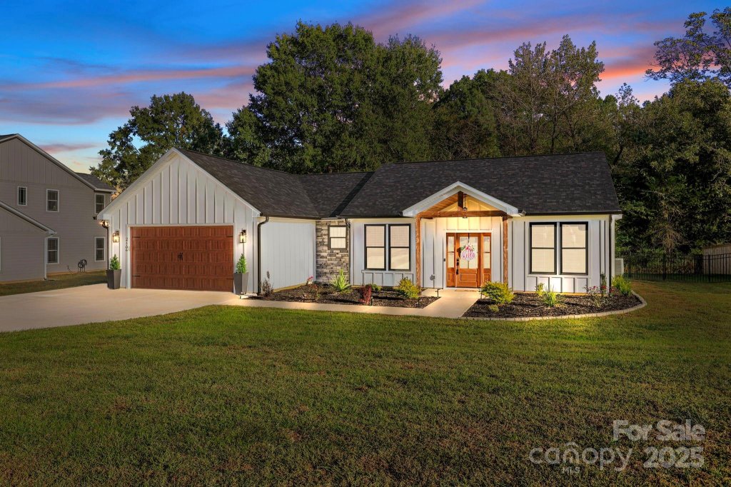 27706 Taylor Lane