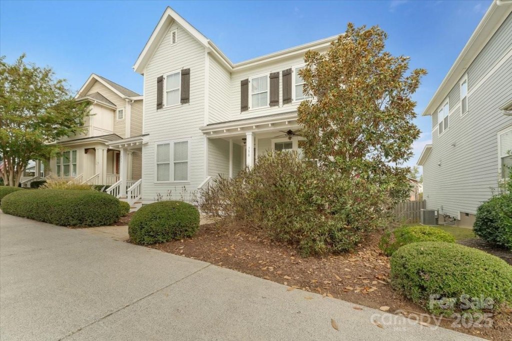 758 Waterscape Court