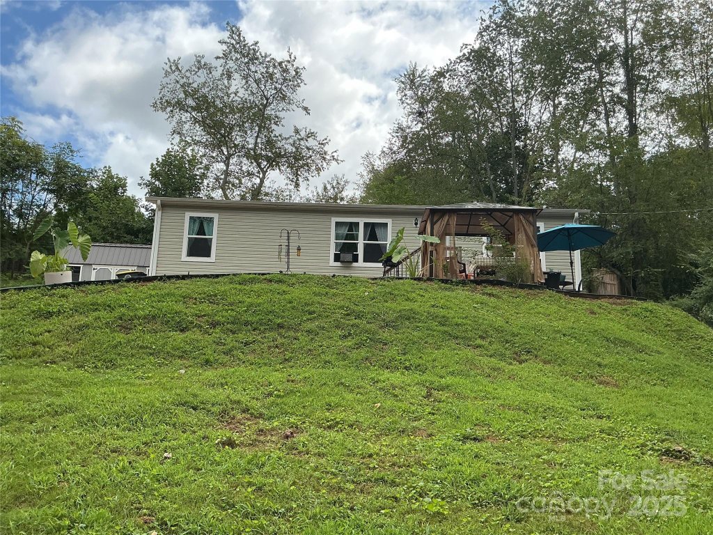 30 And 32 W Skyland Circle