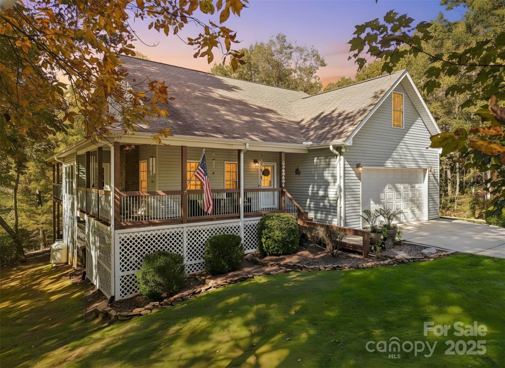 Greenbriar, Flat Rock community