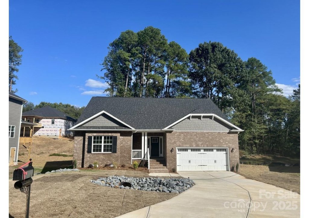 2911 Waterford Lane