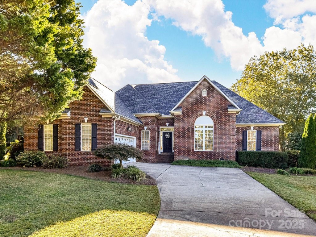 225 Northchase Drive