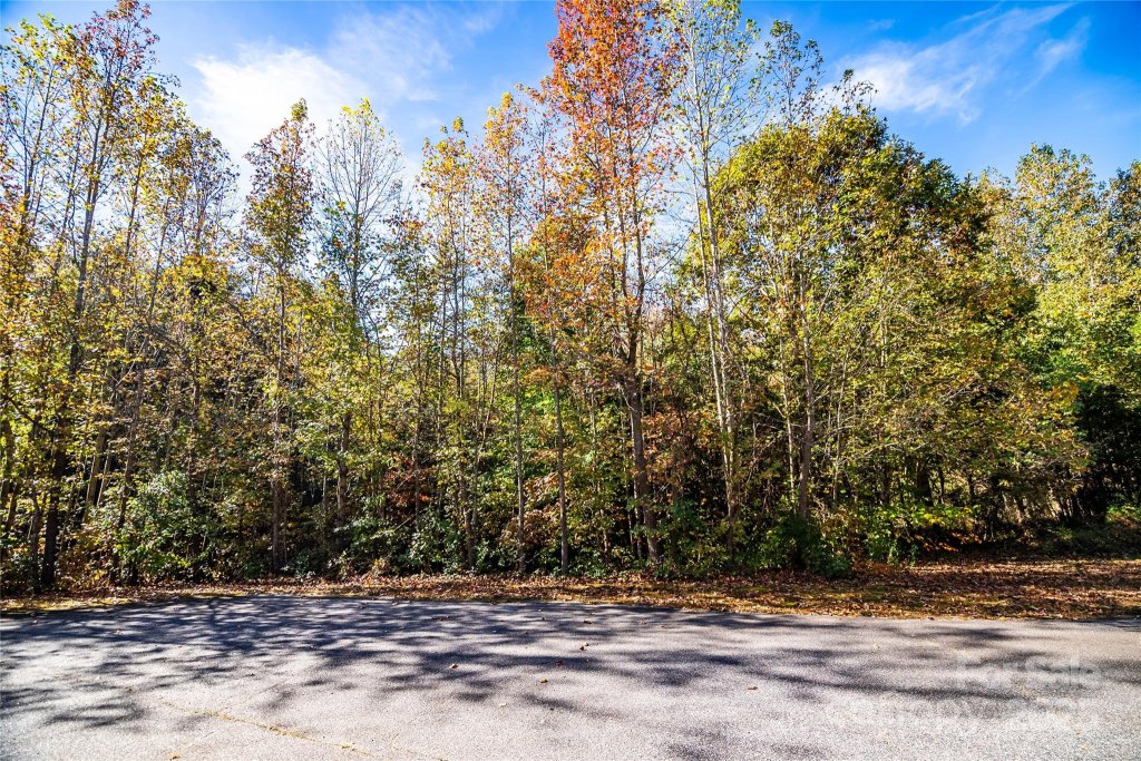 69 Seminole Drive