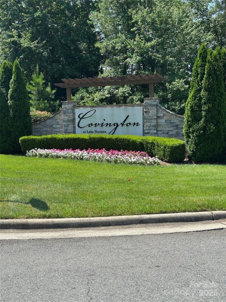 Covington At Lake Norman, Denver community