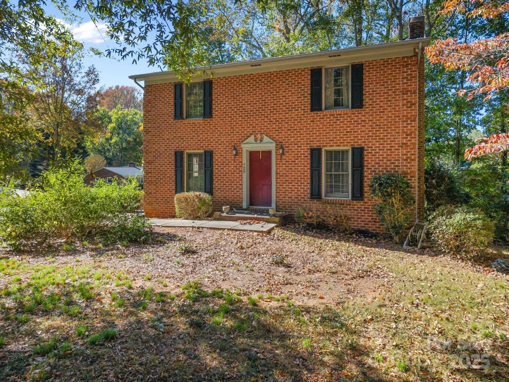 720 Bee Tree Road