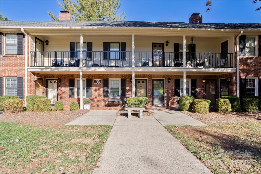 803 Cornwallis Avenue 1
