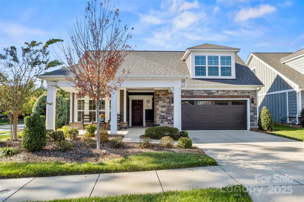 The Courtyards At Eastfield Farm, Huntersville community