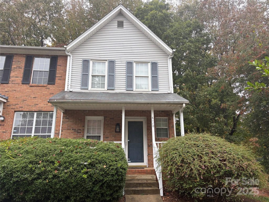 6410 Windsor Gate Lane