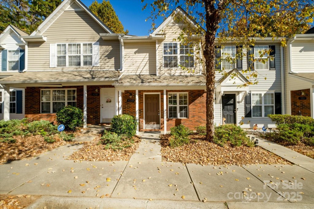 5213 Ficus Tree Lane 3003