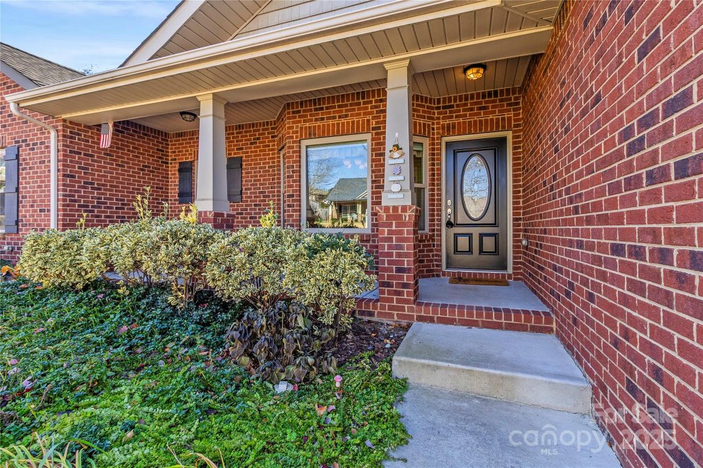 7208 Ogden Place