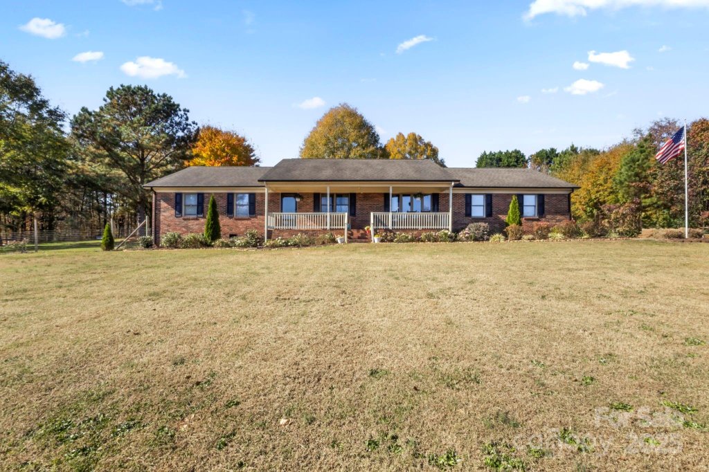 3399 Mason Spring Drive