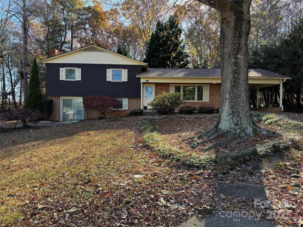 2665 Fairway Acres Circle