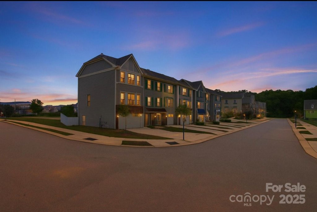 105 Helm Lane B
