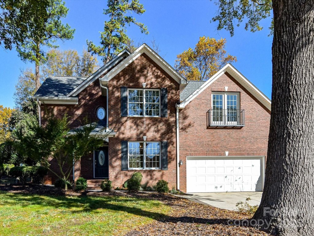 21410 Pinecrest Place