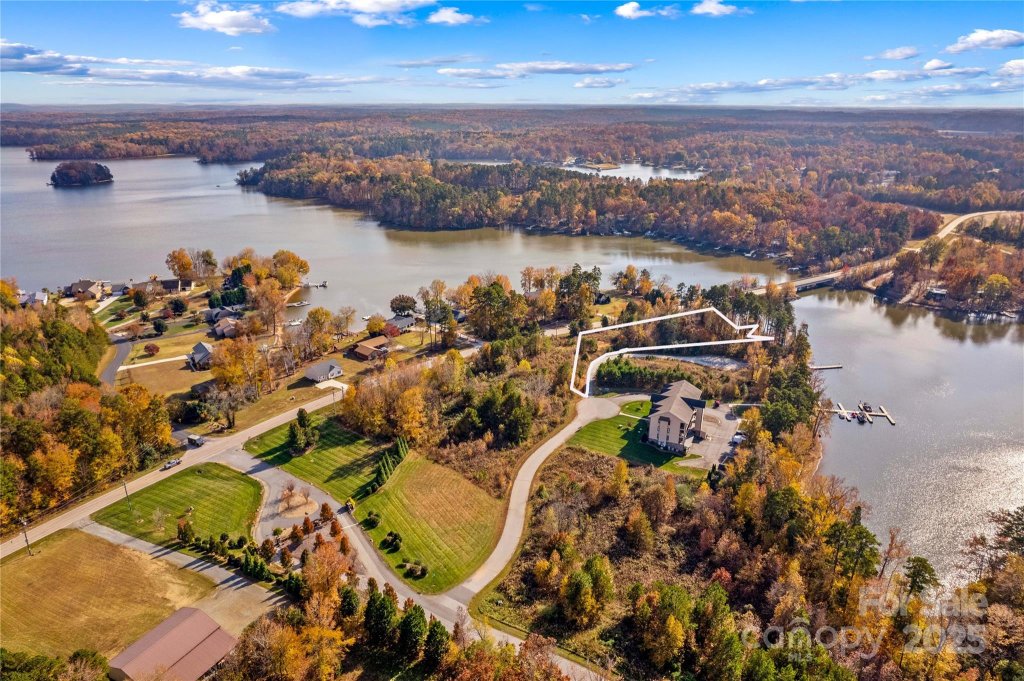 2005 Marina Pointe Road