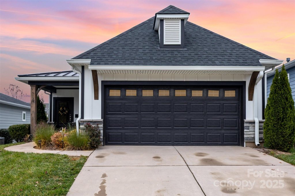 5129 Looking Glass Trail