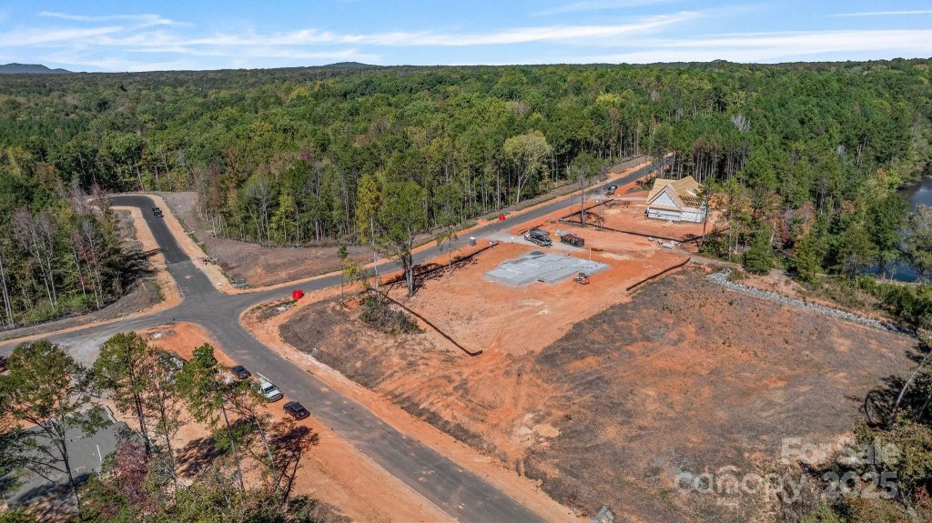 Southern Pine Lake, Clover community