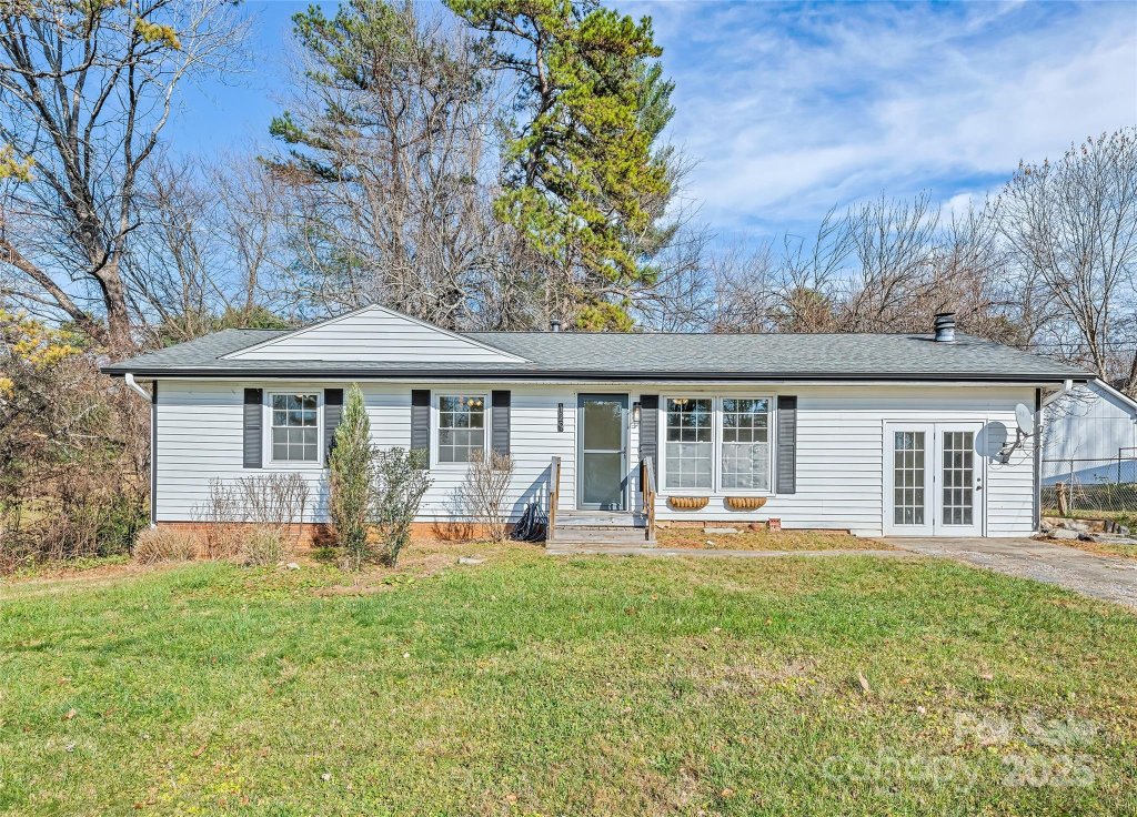Willowbrook, Hendersonville community