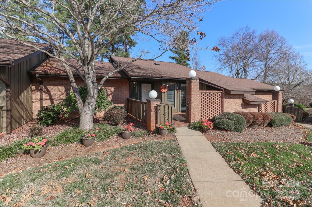 Indian Ridge, Statesville community