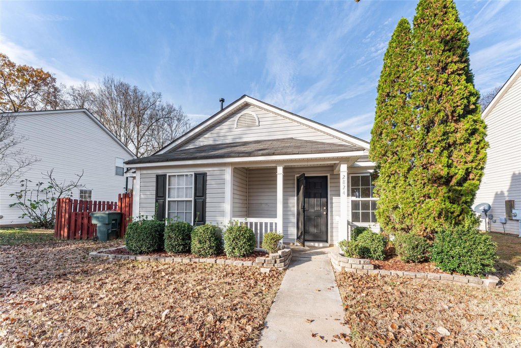 2824 Trestle Court
