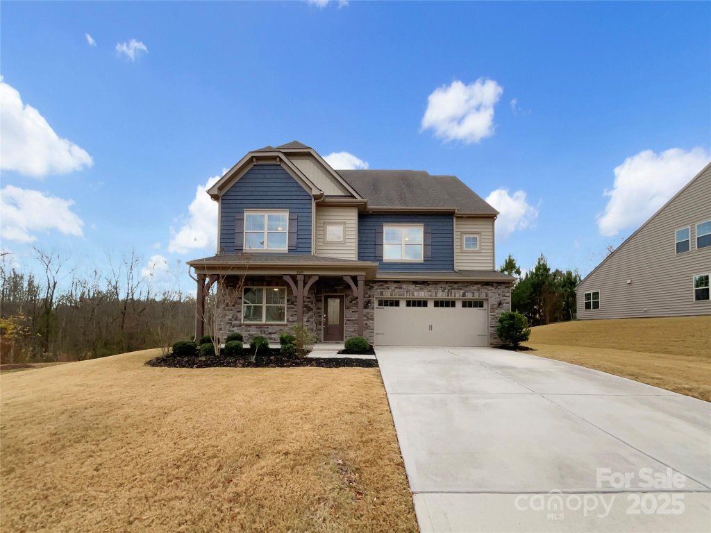 Cortona, Waxhaw community