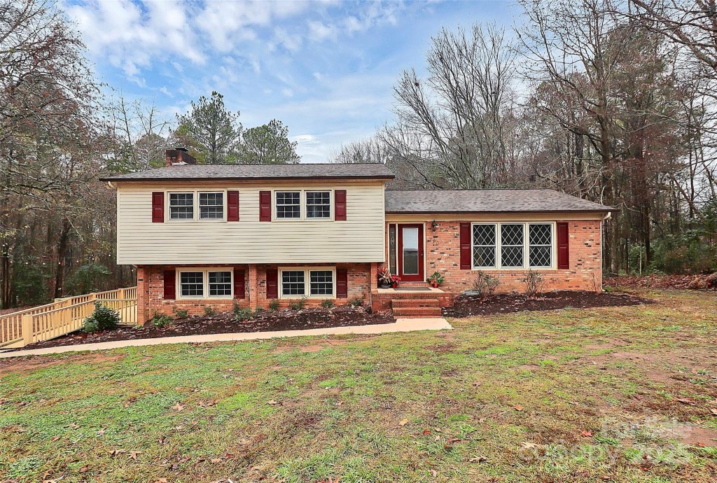 710 Plantation Road