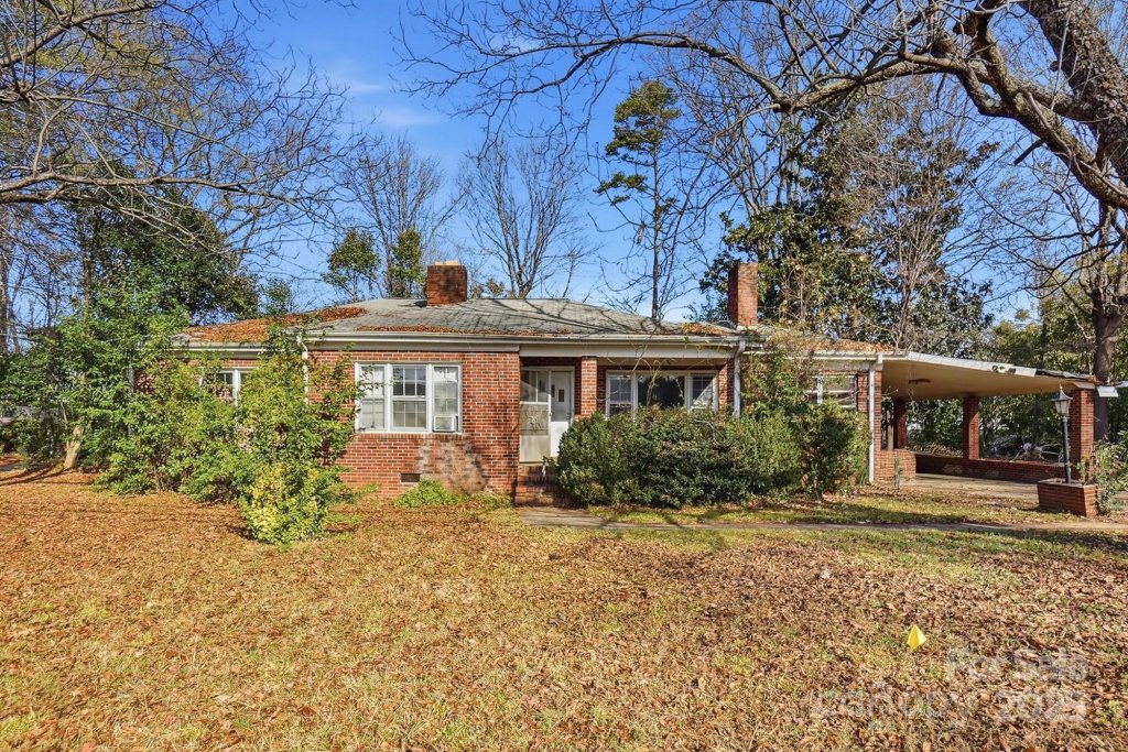 4928 Twin Drive