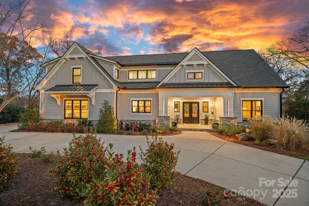 Crescent Land And Timber, Mooresville community