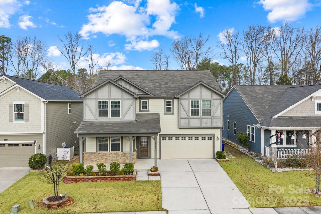 Magnolia Walk, Huntersville community