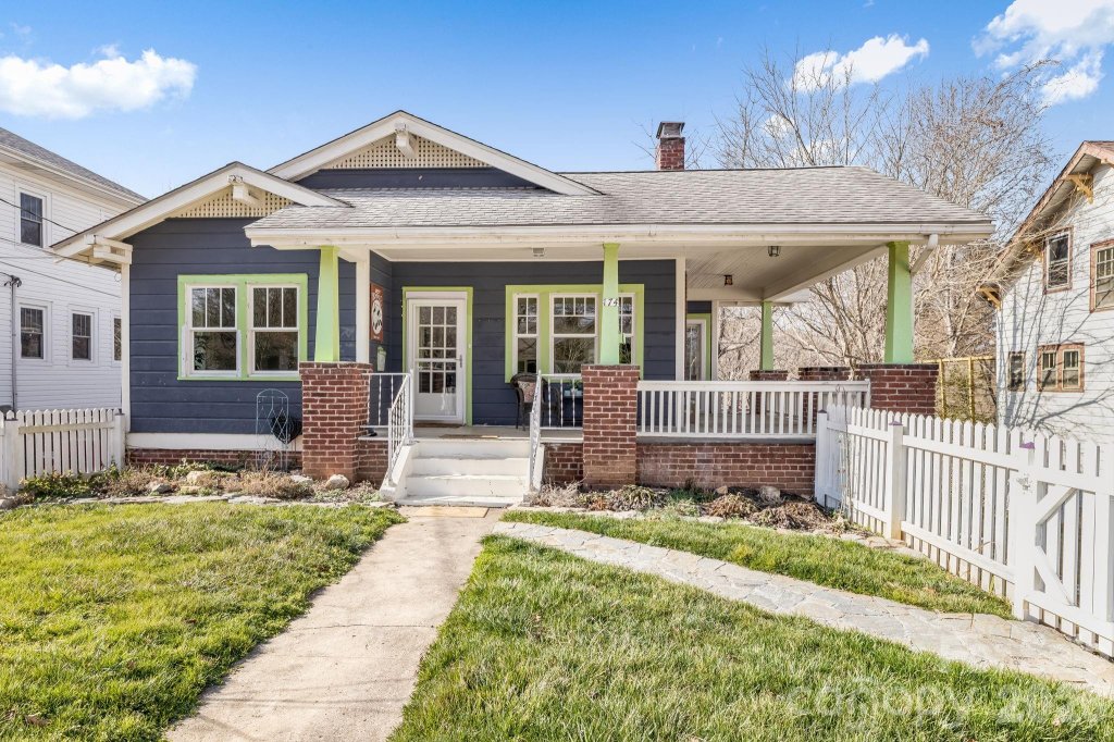 Horneyhurst, Asheville community