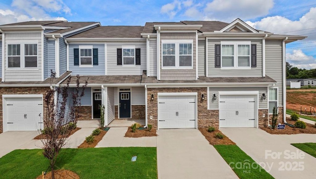 375 Creekview Road