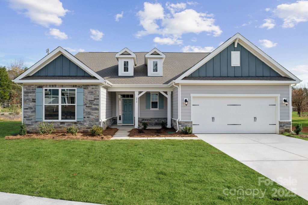 250 E Warfield Drive